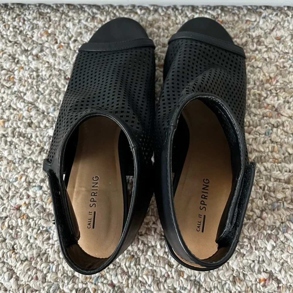 Call It Spring Wedges - Picture 4 of 9